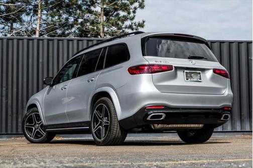 2025 Mercedes-Benz GLS 450 4MATIC