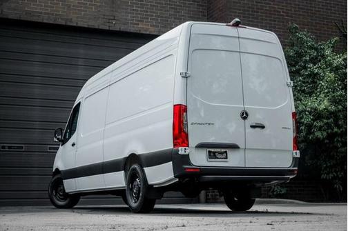 2025 Mercedes-Benz Sprinter 2500 High Roof