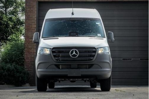 2025 Mercedes-Benz Sprinter 2500 High Roof