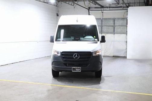 2025 Mercedes-Benz Sprinter 2500 High Roof