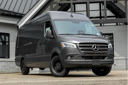 2025 Mercedes-Benz Sprinter 2500 High Roof