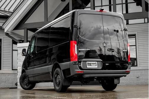 2025 Mercedes-Benz Sprinter 2500 Standard Roof