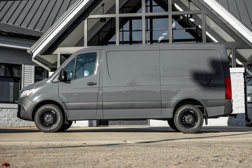 2026 Mercedes-Benz Sprinter 2500 Standard Roof