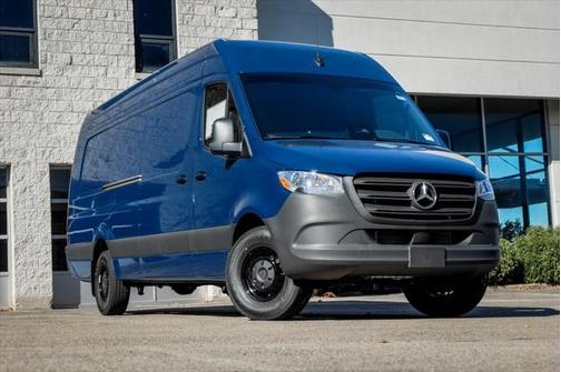 2025 Mercedes-Benz Sprinter 2500 High Roof
