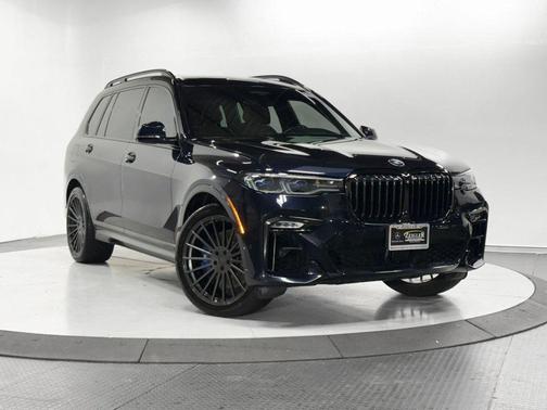 2021 BMW X7 M50i