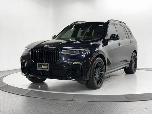 2021 BMW X7 M50i