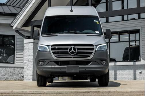 2025 Mercedes-Benz Sprinter 2500 High Roof
