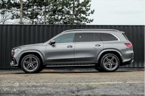 2025 Mercedes-Benz GLS 450 4MATIC
