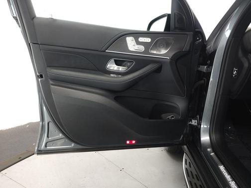 Selenite Gray Metallic 2024 Mercedes-Benz GLS 450 4MATIC