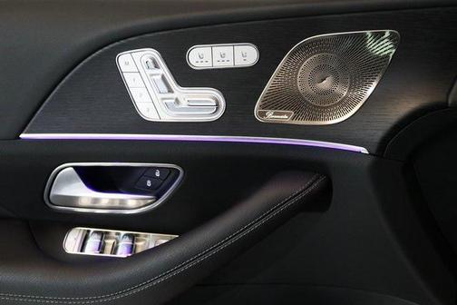 2025 Mercedes-Benz GLE 450e 4MATIC