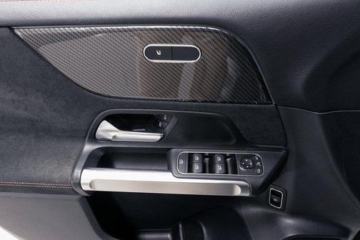 2022 Mercedes-Benz GLB 250 4MATIC