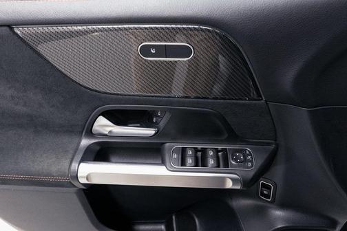 2022 Mercedes-Benz GLB 250 4MATIC