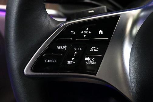 2025 Mercedes-Benz GLC 350e Base