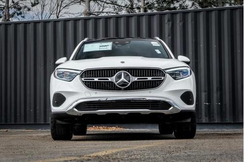 2025 Mercedes-Benz GLC 300 4MATIC