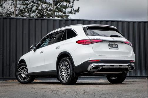 2025 Mercedes-Benz GLC 300 4MATIC