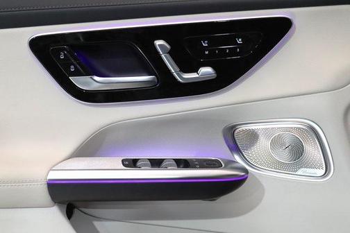 2025 Mercedes-Benz GLC 350e Base