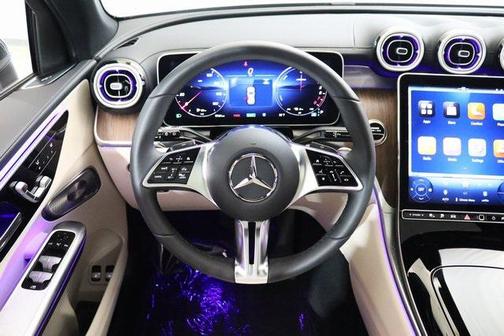 2025 Mercedes-Benz GLC 350e Base