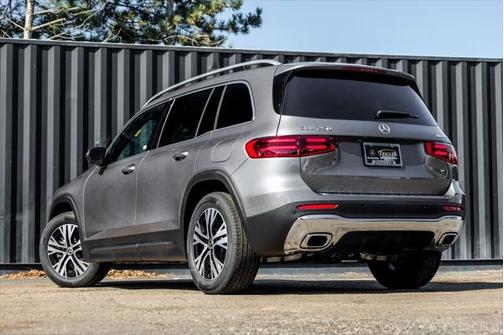 2025 Mercedes-Benz GLB 250 4MATIC