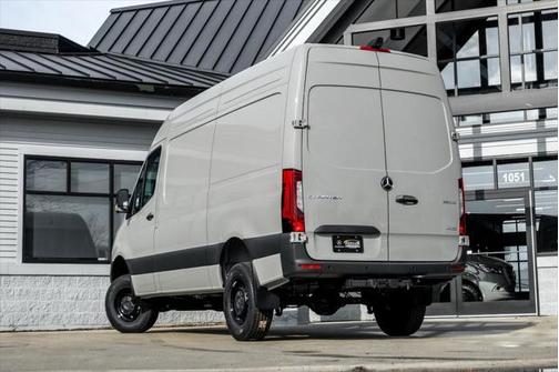 2025 Mercedes-Benz Sprinter 2500 High Roof