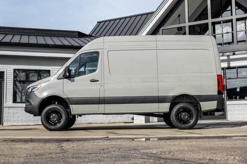 2025 Mercedes-Benz Sprinter 2500 High Roof