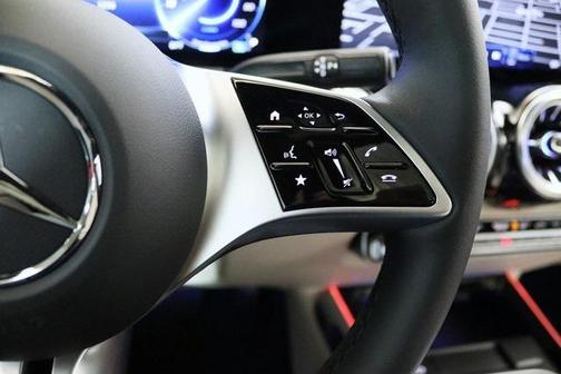 2024 Mercedes-Benz EQB 300 4MATIC