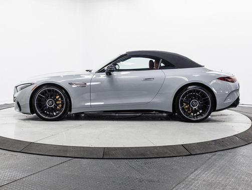 2022 Mercedes-Benz AMG SL 63 Base