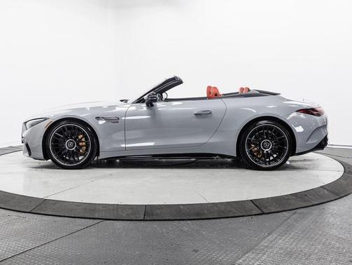 2022 Mercedes-Benz AMG SL 63 Base