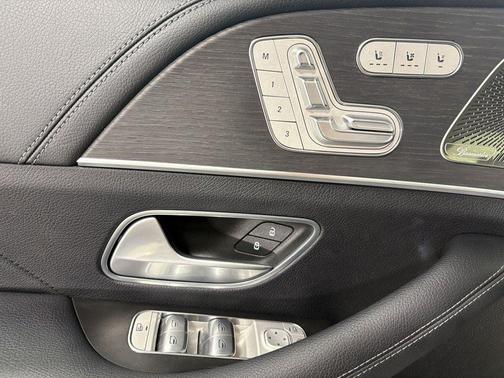 2024 Mercedes-Benz GLS 450 4MATIC