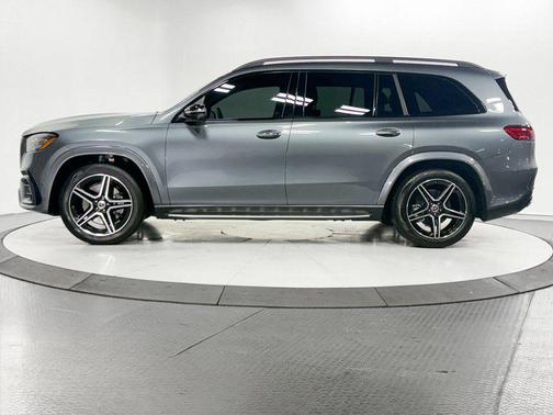 2024 Mercedes-Benz GLS 450 4MATIC