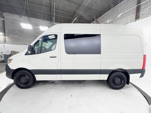 2024 Mercedes-Benz Sprinter 2500 Crew 144 WB