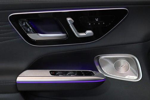 2025 Mercedes-Benz GLC 350e Base