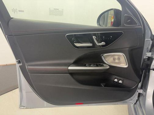 2024 Mercedes-Benz AMG C 63 S E Performance