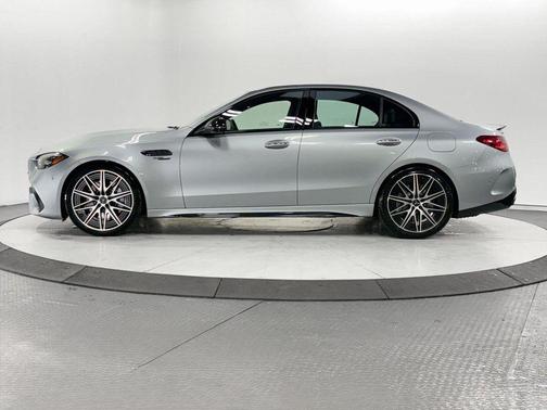 2024 Mercedes-Benz AMG C 63 S E Performance