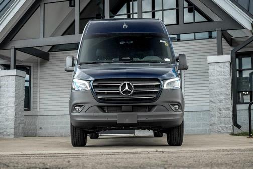 2025 Mercedes-Benz Sprinter 2500 High Roof