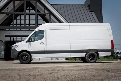 2025 Mercedes-Benz Sprinter 3500 High Roof