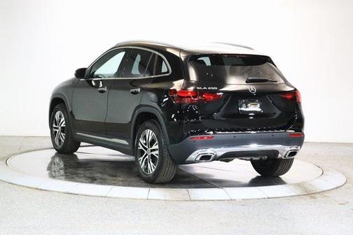 2025 Mercedes-Benz GLA 250 4MATIC