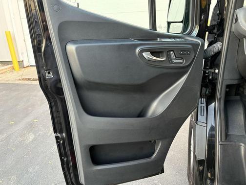 2023 Mercedes-Benz Sprinter 2500 High Roof