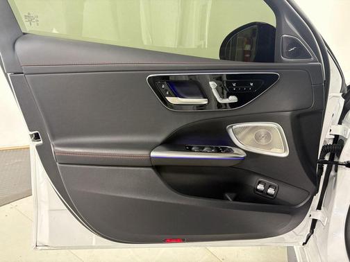 2025 Mercedes-Benz AMG C 63 Base