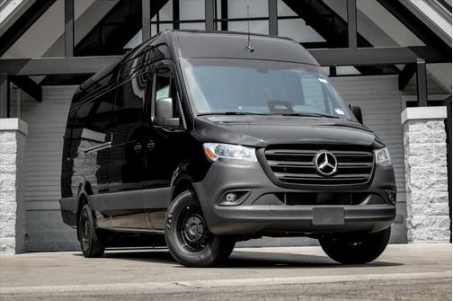 2025 Mercedes-Benz Sprinter 2500 High Roof
