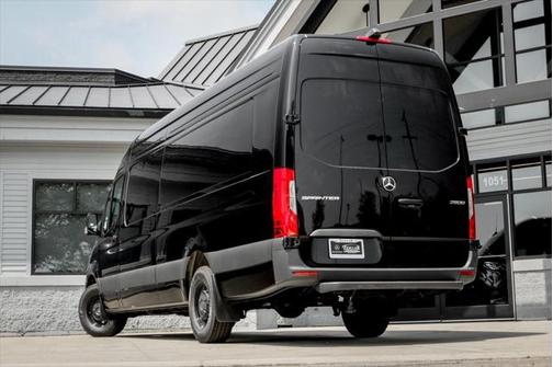 2025 Mercedes-Benz Sprinter 2500 High Roof
