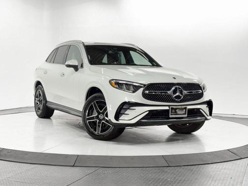 2025 Mercedes-Benz GLC 350e Base