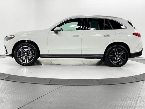 2025 Mercedes-Benz GLC 350e Base