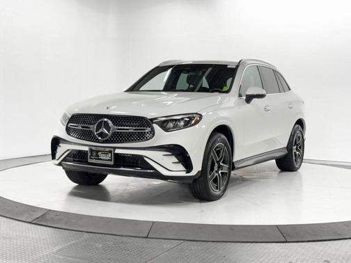 2025 Mercedes-Benz GLC 350e Base