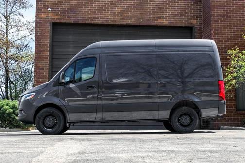 2025 Mercedes-Benz Sprinter 2500 High Roof