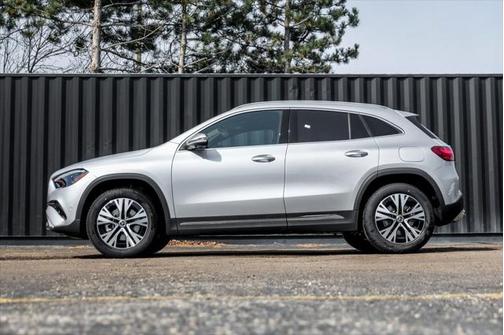 2025 Mercedes-Benz GLA 250 4MATIC
