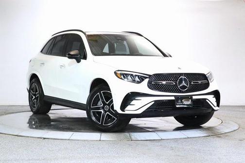 2025 Mercedes-Benz GLC 350e Base