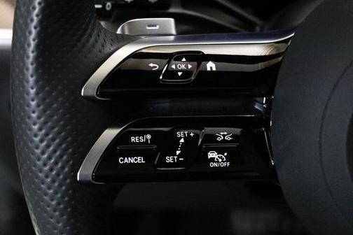 2025 Mercedes-Benz GLC 350e Base