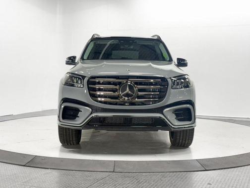 2024 Mercedes-Benz GLS 450 4MATIC