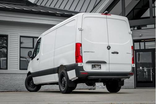 2025 Mercedes-Benz Sprinter 2500 Standard Roof