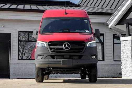 2025 Mercedes-Benz Sprinter 2500 Standard Roof